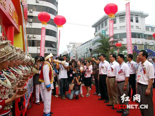 ʡ���I(l��ng)��(d��o)���^(gu��n)���[��(hu��)չ�^